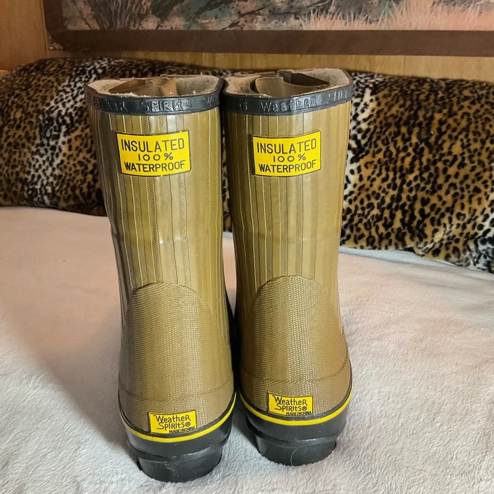 Brown Lace-Up Rain Boots